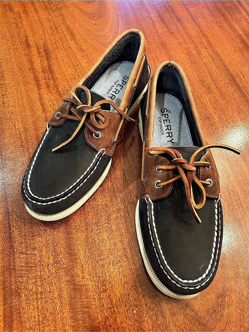 Men’s Sperry Authentic Original 2-Eye Boat Shoes Navy & Brown US 8.5